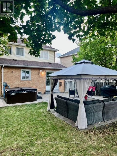 82 Ready Court, Brampton, Ontario  L6Y 4T4 - Photo 7 - W12637534