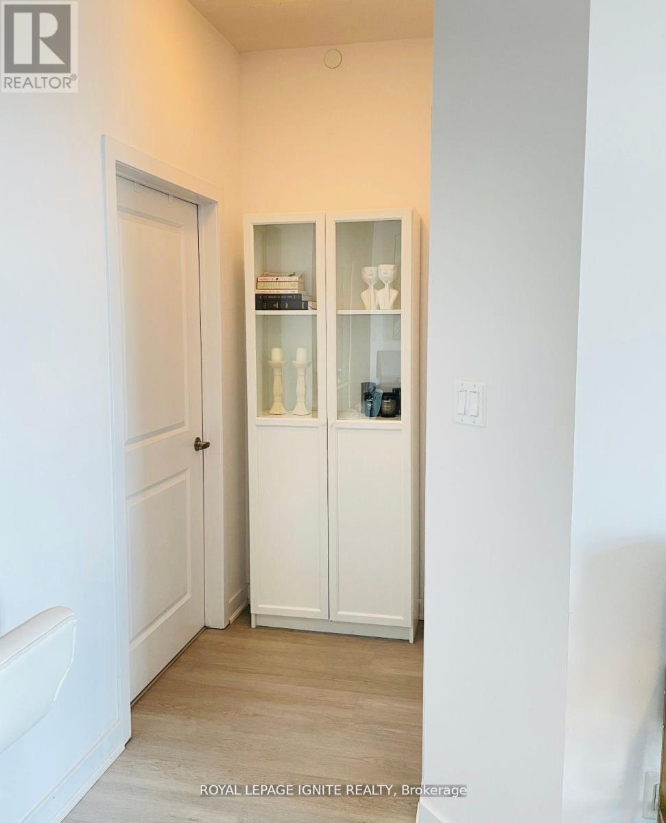 614 - 101 Shoreview Place, Hamilton, Ontario  L8E 0K2 - Photo 7 - X12637508