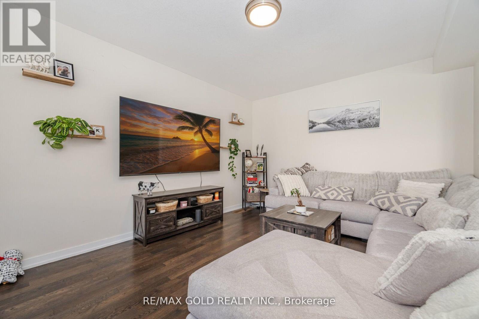 128 Whithorn Crescent, Haldimand, Ontario  N3W 0G4 - Photo 11 - X12637520