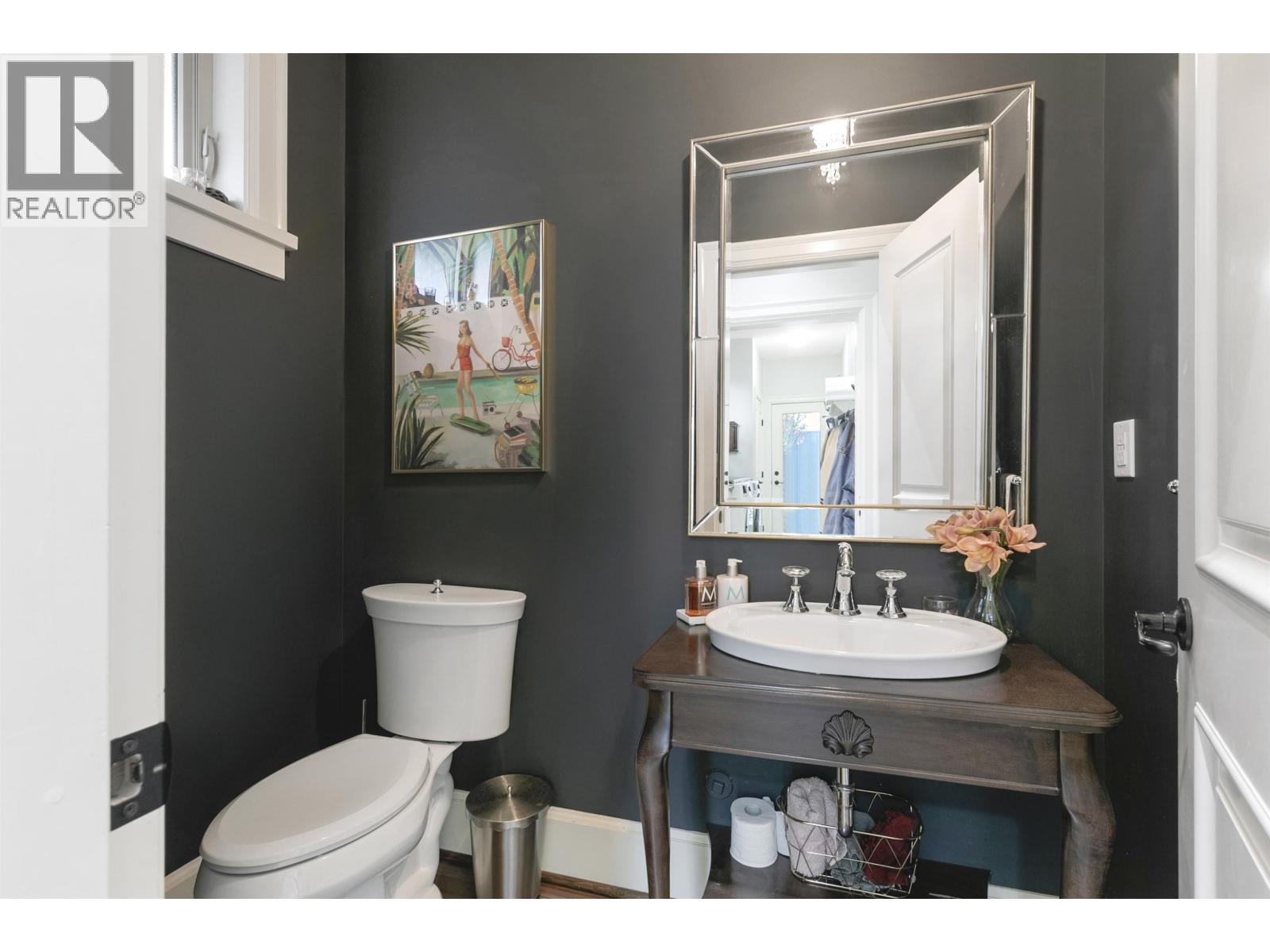 518 E 16th Street, North Vancouver, British Columbia  V7L 2T6 - Photo 16 - R3074190