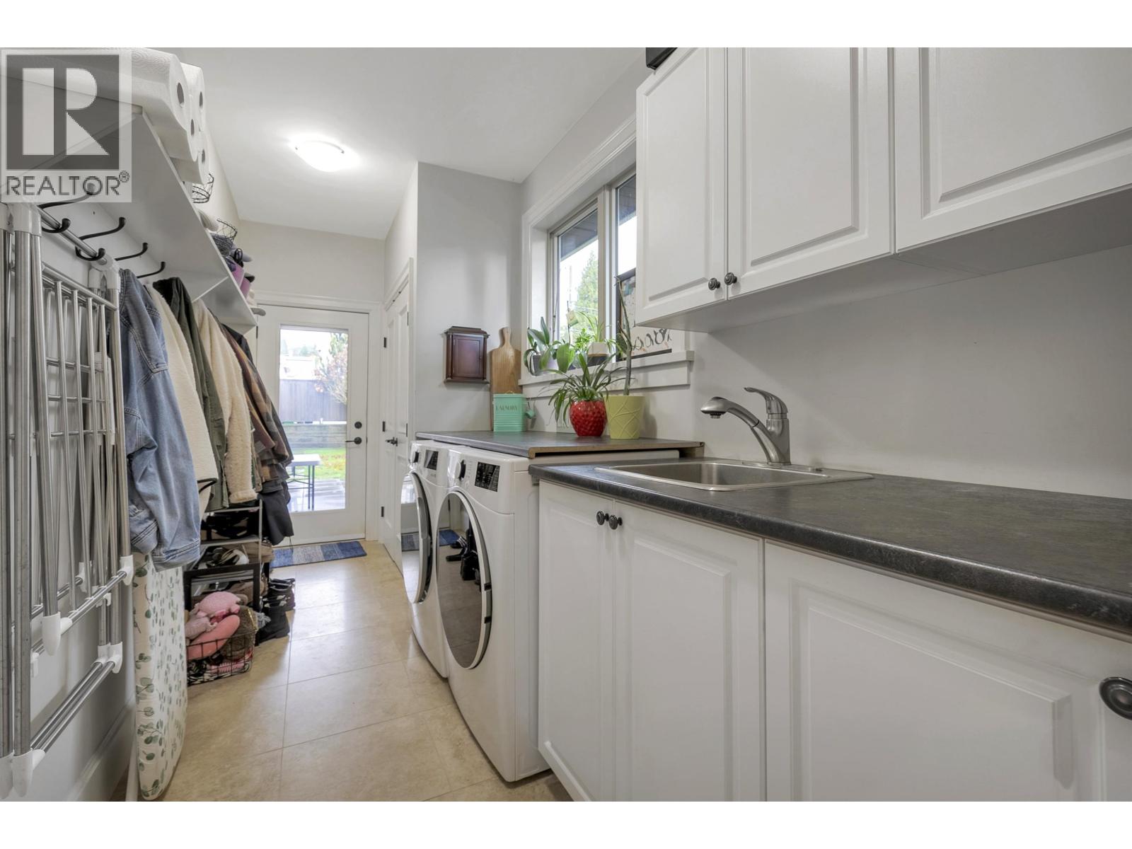 518 E 16th Street, North Vancouver, British Columbia  V7L 2T6 - Photo 17 - R3074190