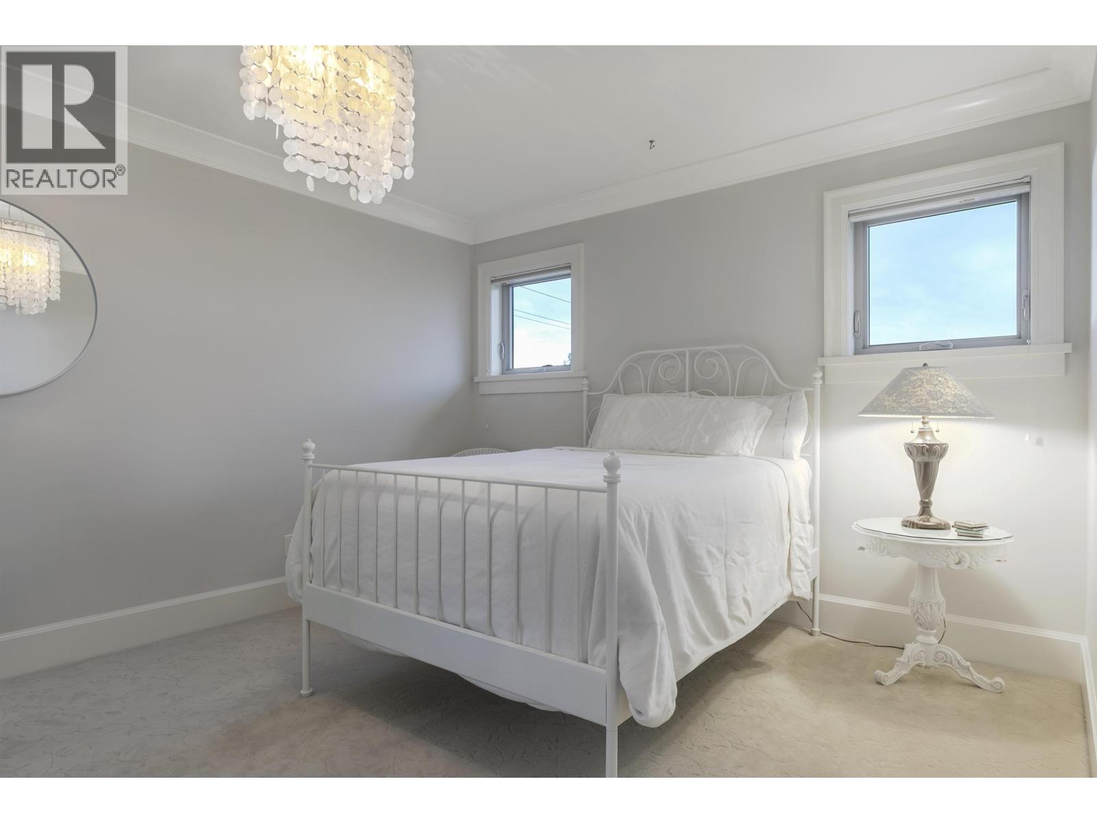 518 E 16th Street, North Vancouver, British Columbia  V7L 2T6 - Photo 23 - R3074190