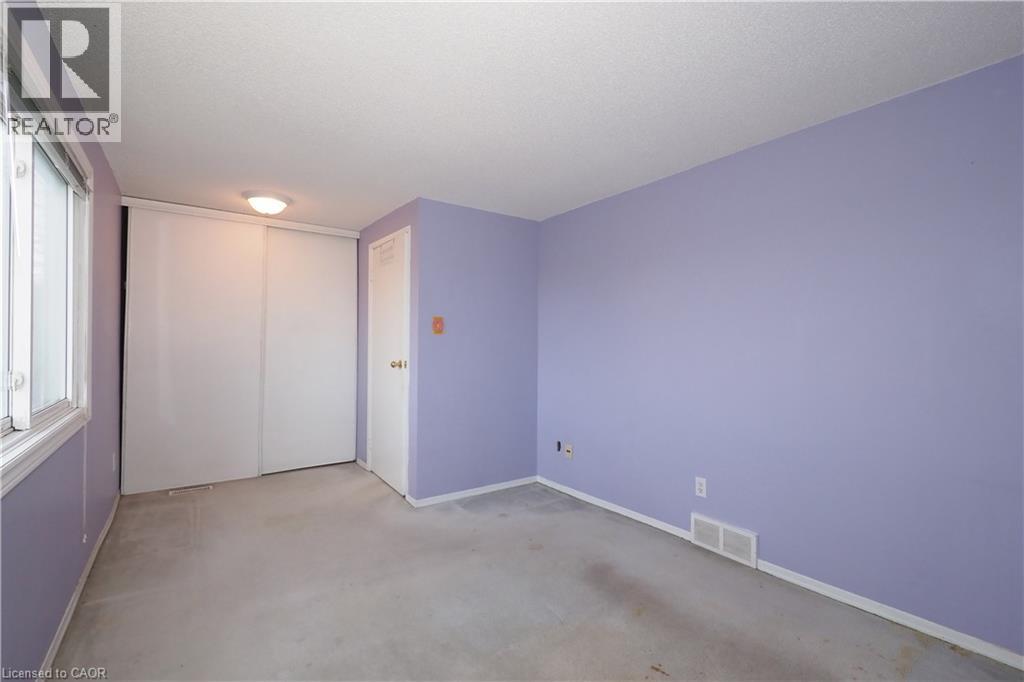 255 Northlake Drive Unit# 27, Waterloo, Ontario  N2V 1Z2 - Photo 16 - 40794061