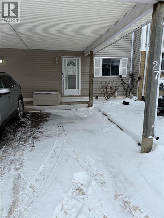 255 Northlake Drive Unit# 27, Waterloo, Ontario  N2V 1Z2 - Photo 2 - 40794061