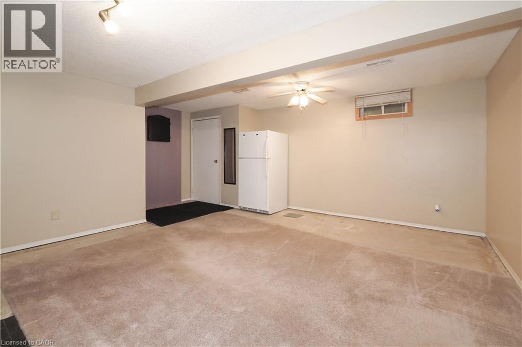 255 Northlake Drive Unit# 27, Waterloo, Ontario  N2V 1Z2 - Photo 24 - 40794061