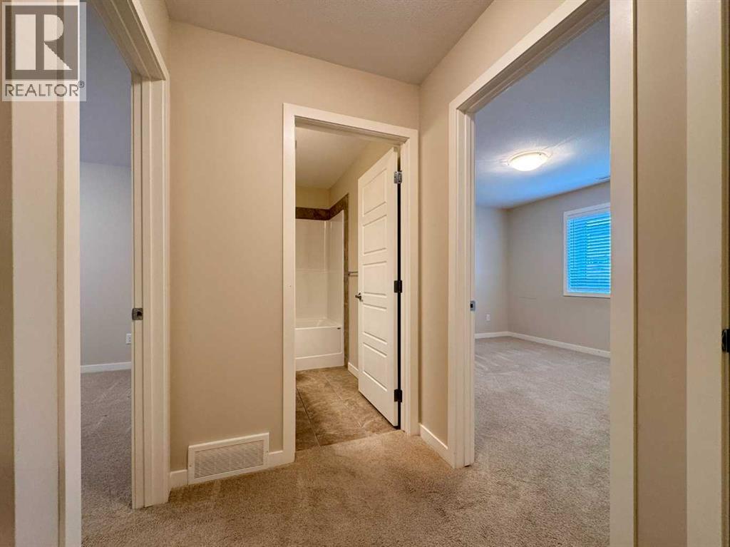 317 Moonlight Way W, Lethbridge, Alberta T1J 5J8 - Photo 31 - A2270942