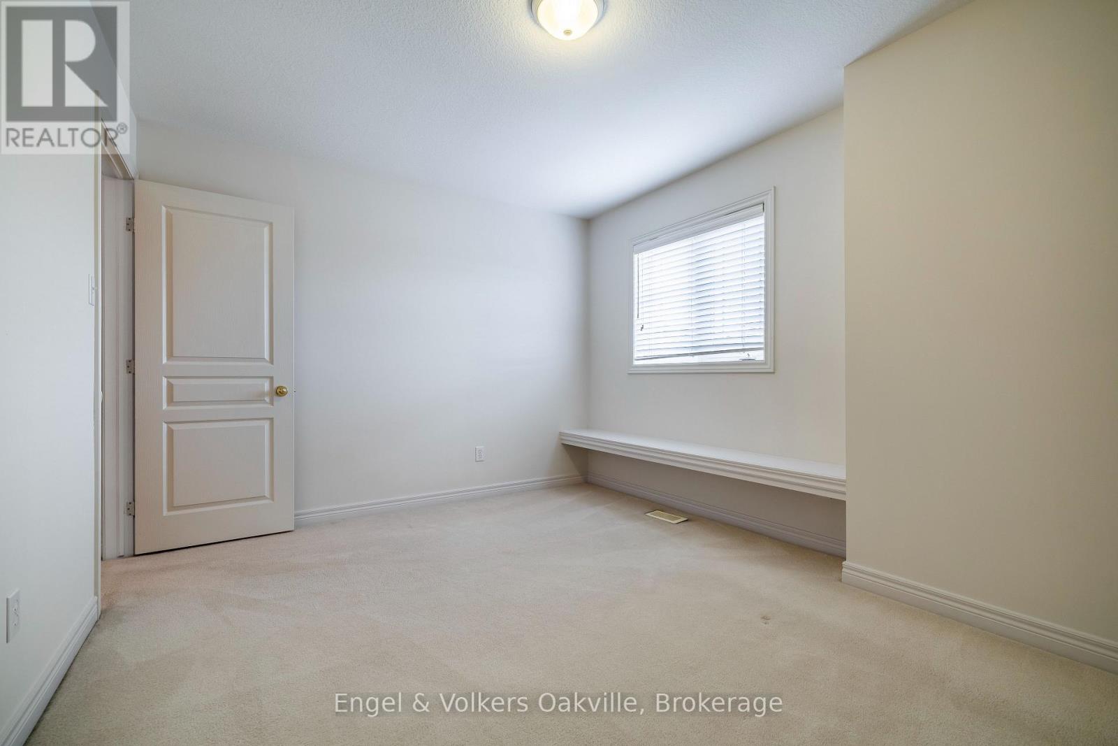 17 - 2169 Orchard Road S, Burlington, Ontario  L7L 7H9 - Photo 31 - W12509046