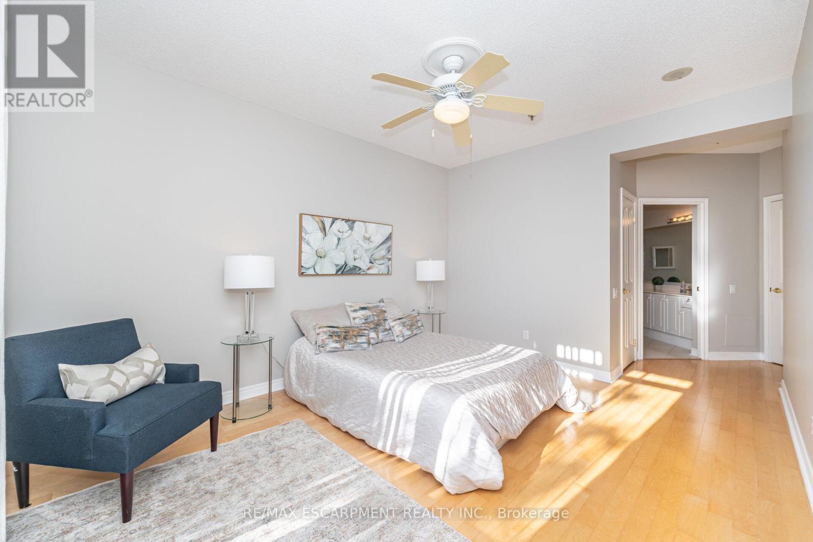 Gla1 - 60 Old Mill Road, Oakville, Ontario  L6J 7V9 - Photo 23 - W12637570