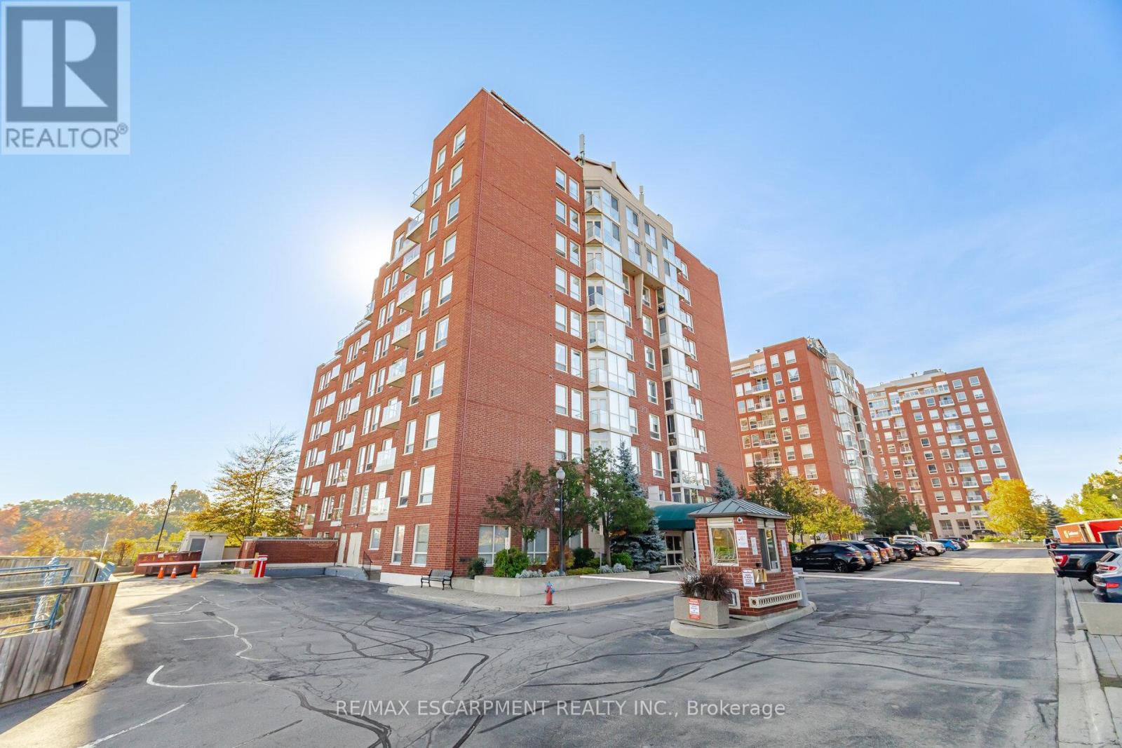 Gla1 - 60 Old Mill Road, Oakville, Ontario  L6J 7V9 - Photo 47 - W12637570