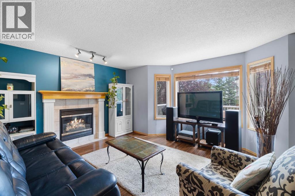 168 Fairways Drive Nw, Airdrie, Alberta  T4B 2R8 - Photo 8 - A2268174