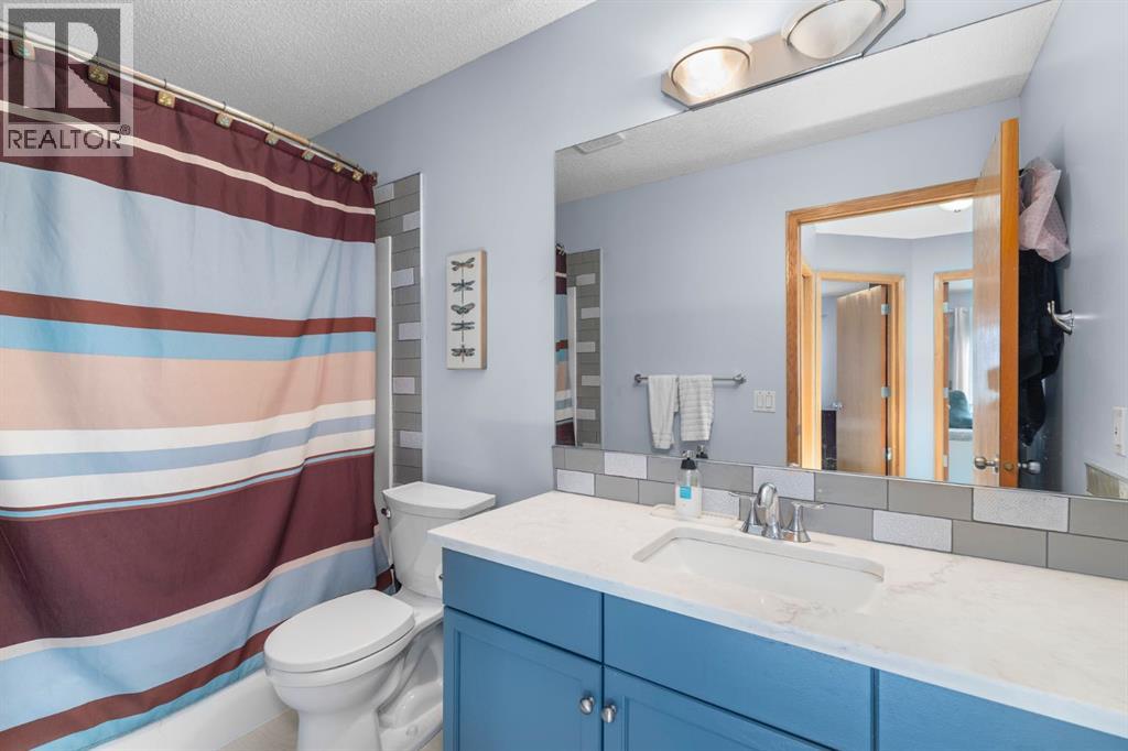 168 Fairways Drive Nw, Airdrie, Alberta  T4B 2R8 - Photo 31 - A2268174