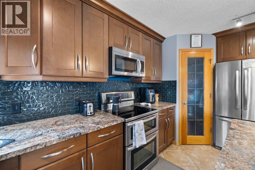 168 Fairways Drive Nw, Airdrie, Alberta  T4B 2R8 - Photo 16 - A2268174