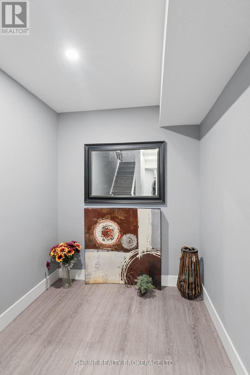 957 Holtby Court, London North, Ontario  N6G 0W9 - Photo 25 - X12637604