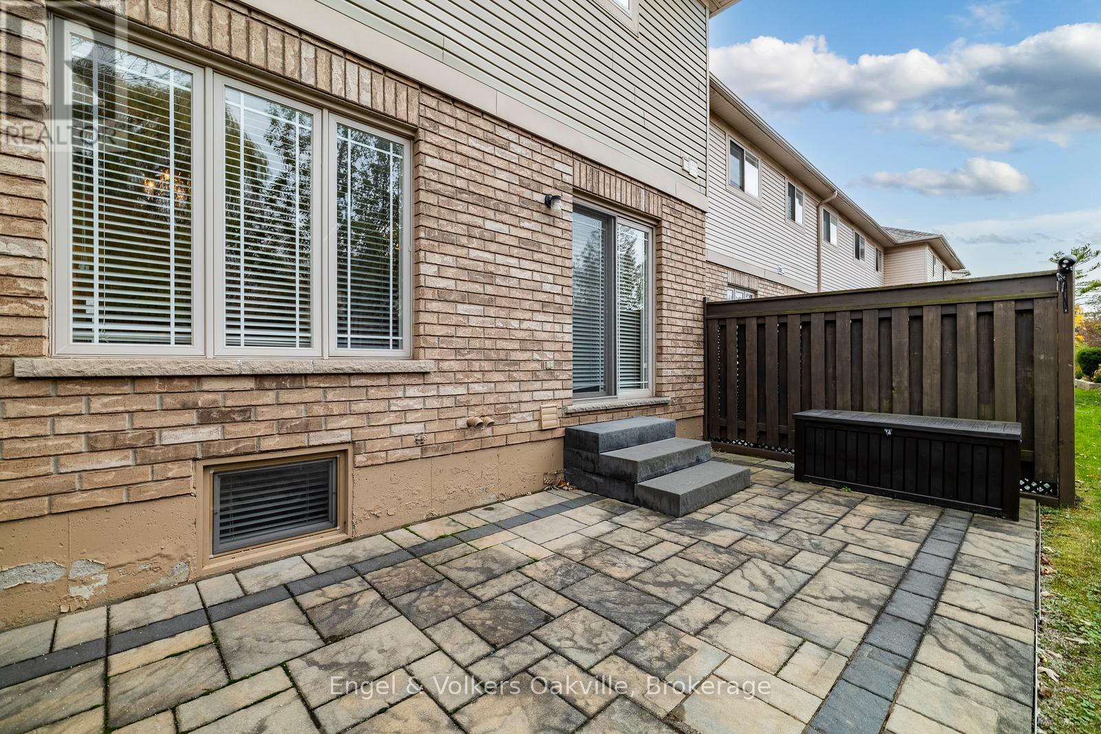 17 - 2169 Orchard Road S, Burlington, Ontario  L7L 7H9 - Photo 47 - W12509046