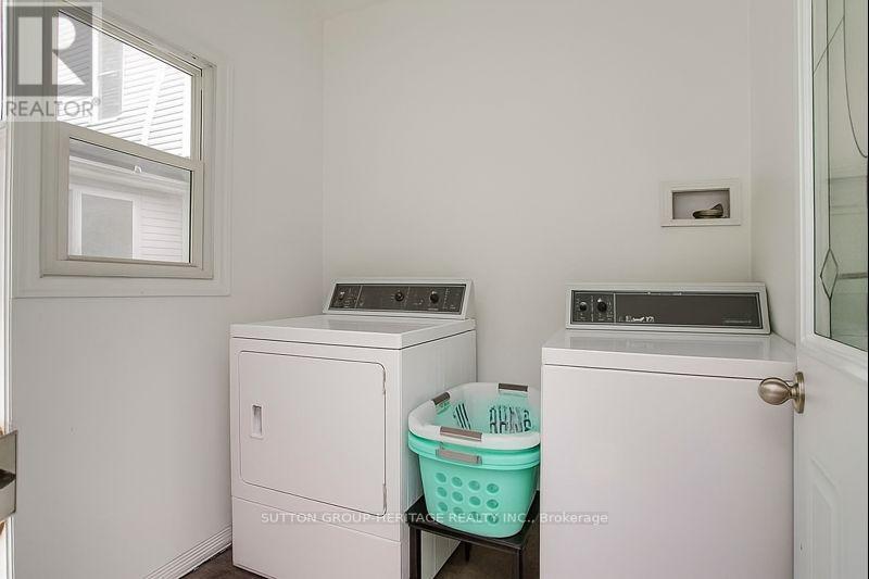 158 Celina Street, Oshawa (Central), Ontario  L1H 4N5 - Photo 5 - E12637600