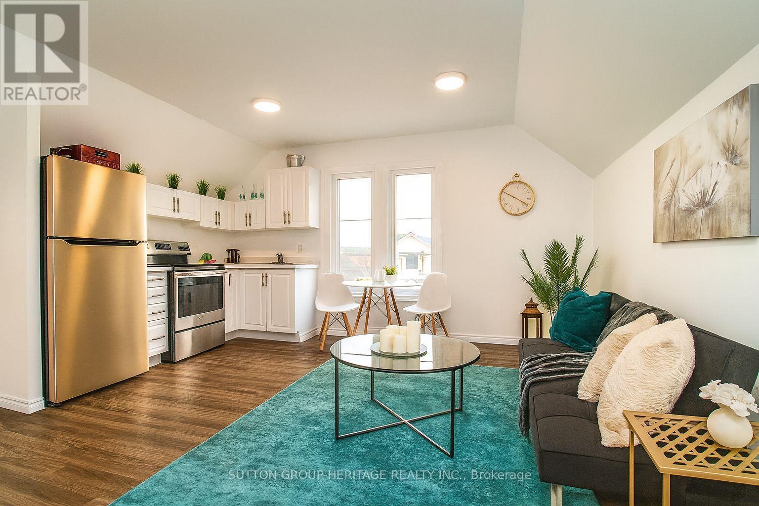 158 Celina Street, Oshawa (Central), Ontario  L1H 4N5 - Photo 8 - E12637600