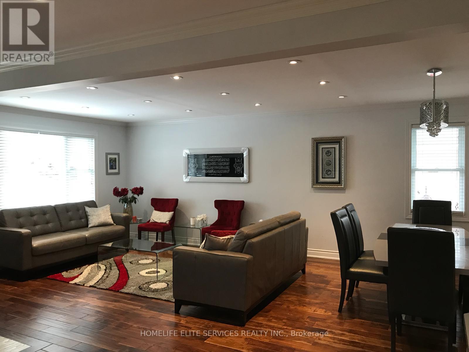 66 Elinor Avenue, Toronto, Ontario  M1R 3H4 - Photo 4 - E12637620