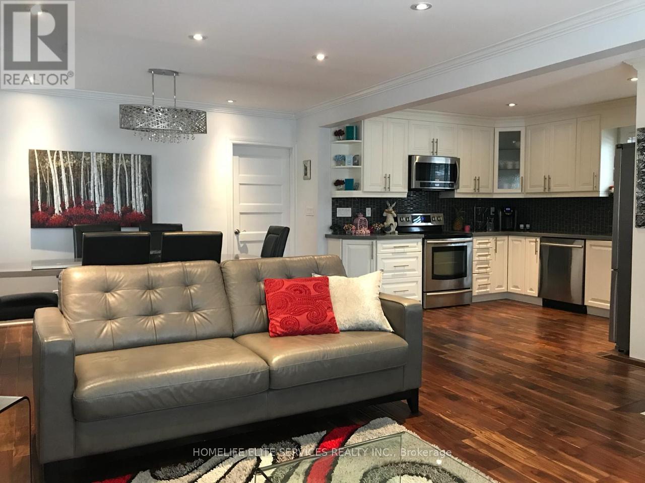 66 Elinor Avenue, Toronto, Ontario  M1R 3H4 - Photo 5 - E12637620