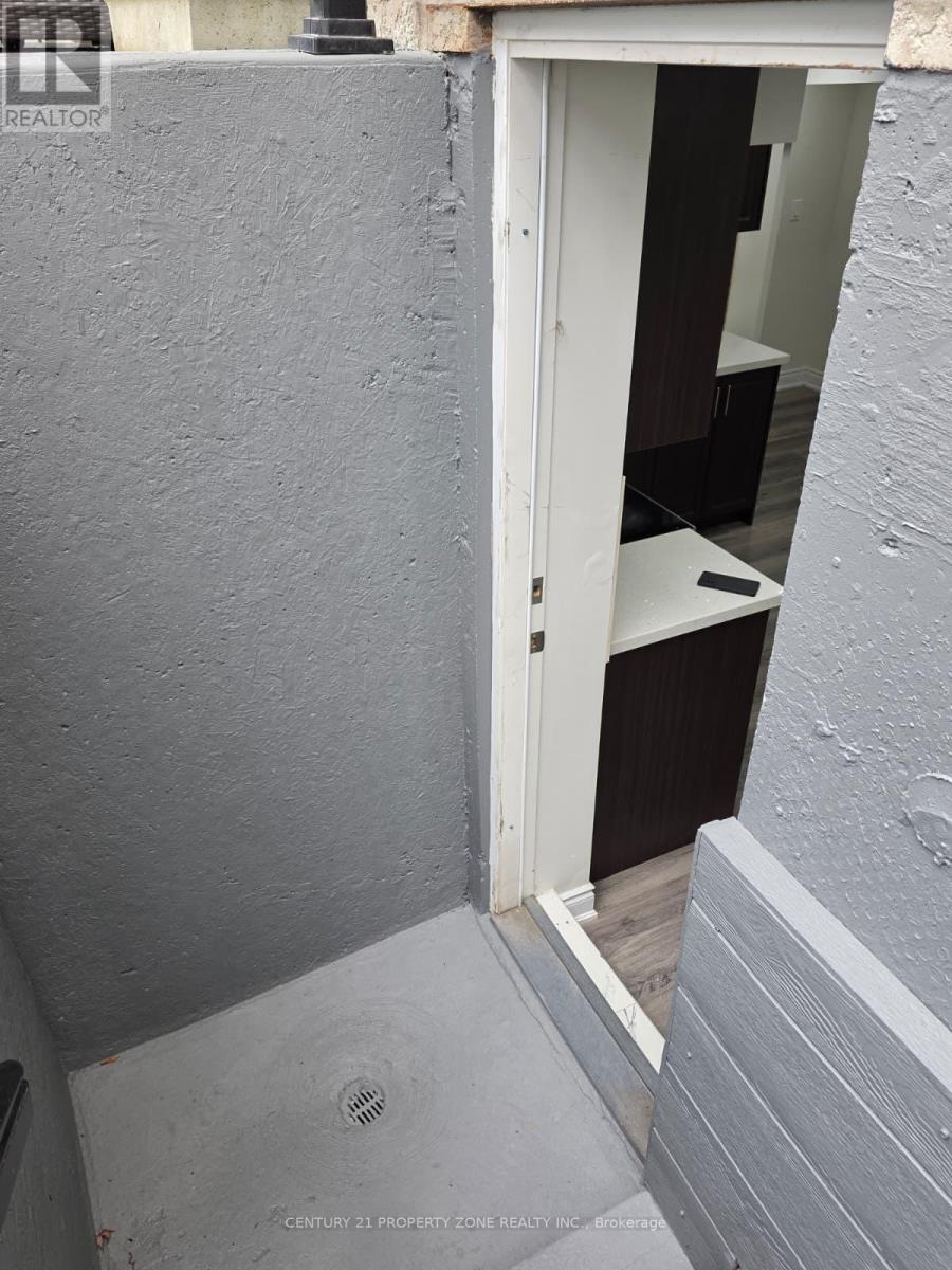 47 Niceview Drive, Brampton, Ontario  L6R 0M9 - Photo 12 - W12637616