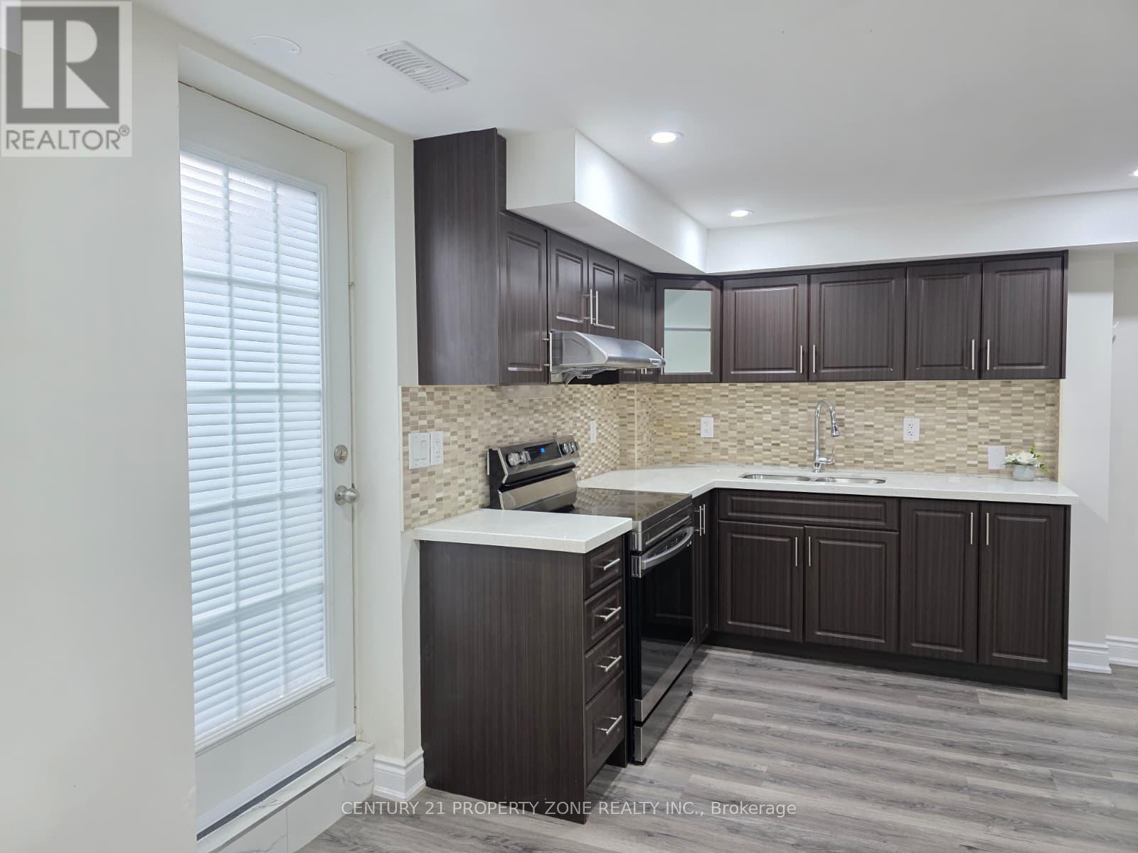 47 Niceview Drive, Brampton, Ontario  L6R 0M9 - Photo 16 - W12637616