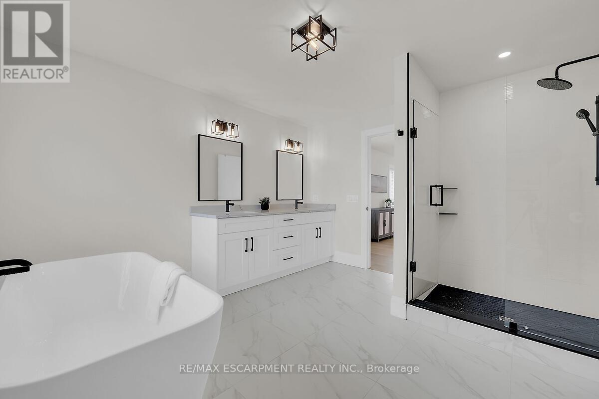 8184 Airport Road E, Hamilton, Ontario  L0R 1W0 - Photo 31 - X12637594