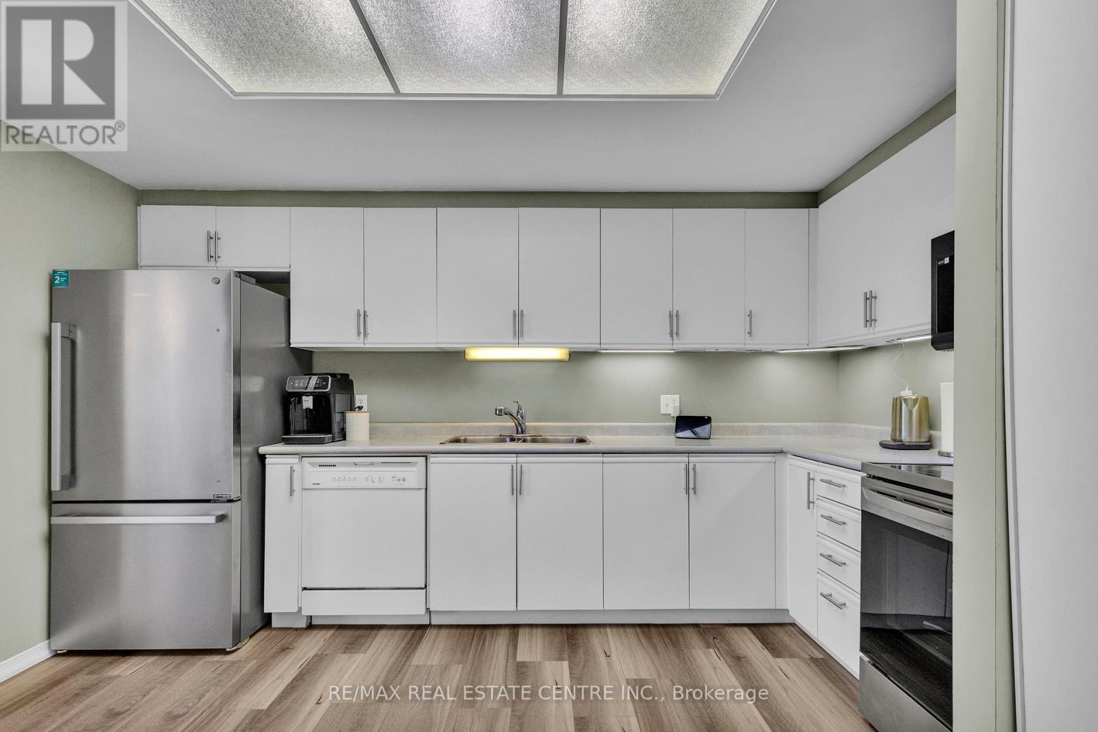 202 - 105 Bagot Street, Guelph, Ontario  N1H 8H4 - Photo 11 - X12637608