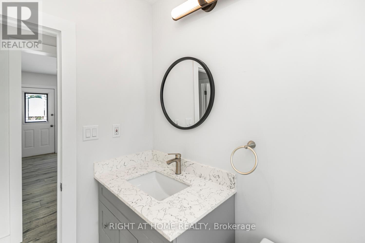 100 Green Mountain Road E, Hamilton, Ontario  L8J 2W4 - Photo 15 - X12637610