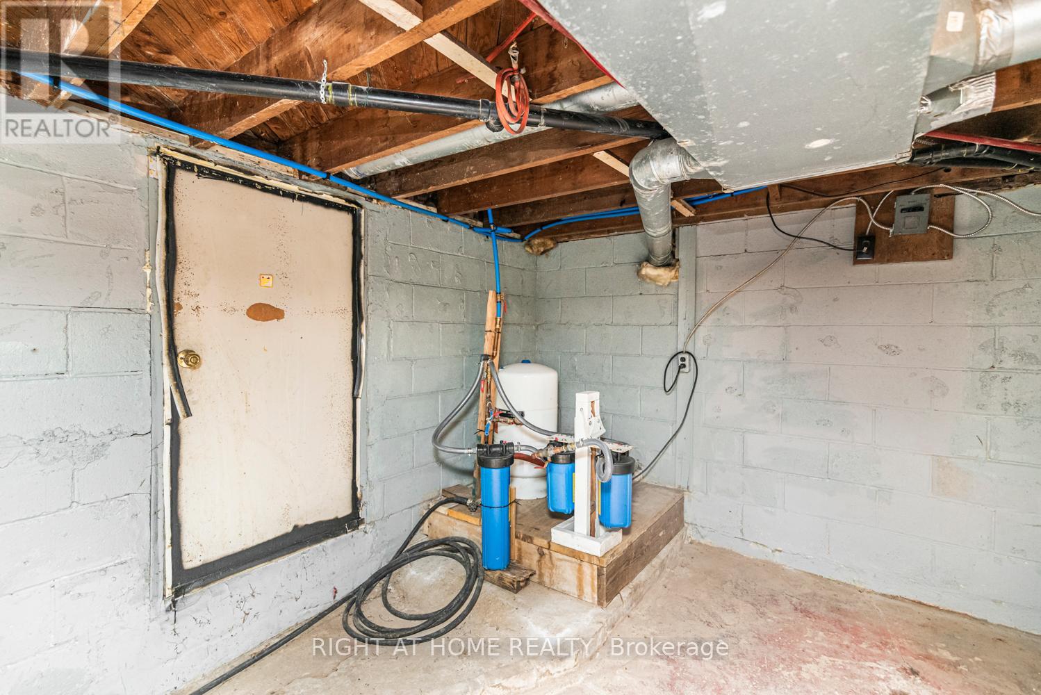 100 Green Mountain Road E, Hamilton, Ontario  L8J 2W4 - Photo 30 - X12637610