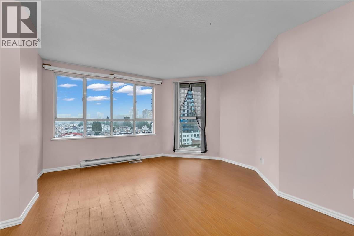 910 3489 ASCOT PLACE, Vancouver, British Columbia