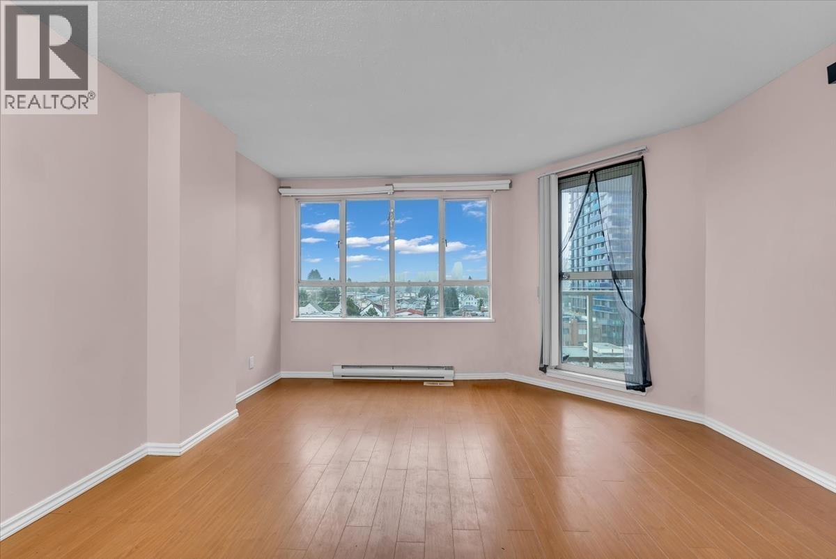 910 3489 Ascot Place, Vancouver, British Columbia  V5R 6B6 - Photo 2 - R3074198