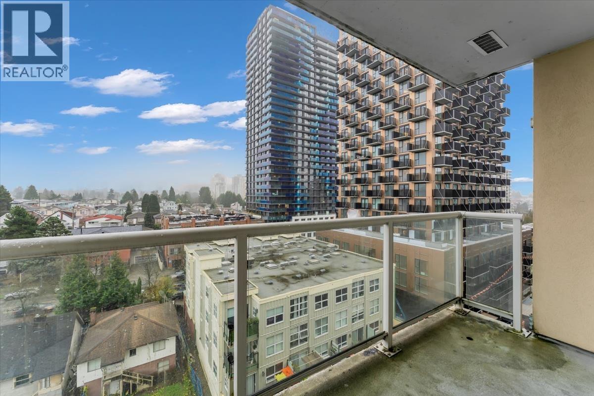 910 3489 Ascot Place, Vancouver, British Columbia  V5R 6B6 - Photo 4 - R3074198