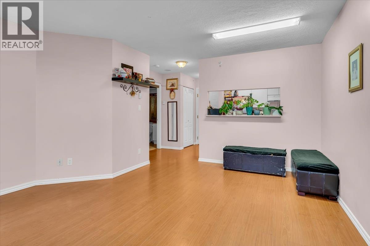 910 3489 Ascot Place, Vancouver, British Columbia  V5R 6B6 - Photo 8 - R3074198