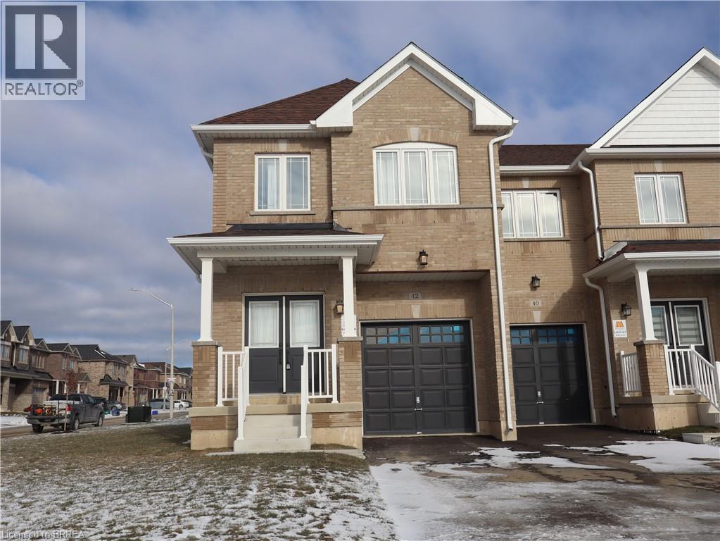 42 Bruton Street, Thorold, Ontario  L2V 0J6 - Photo 3 - 40793885