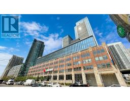 615 - 17 BATHURST STREET, Toronto, Ontario