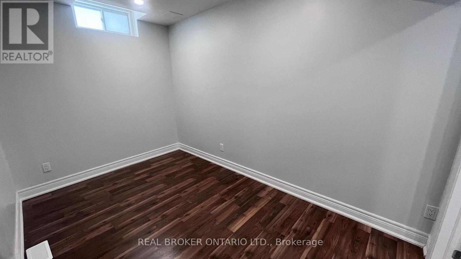 Basement Apartment - 15 Birchpark Drive, Whitby (Taunton North), Ontario  L1R 3P2 - Photo 7 - E12637636