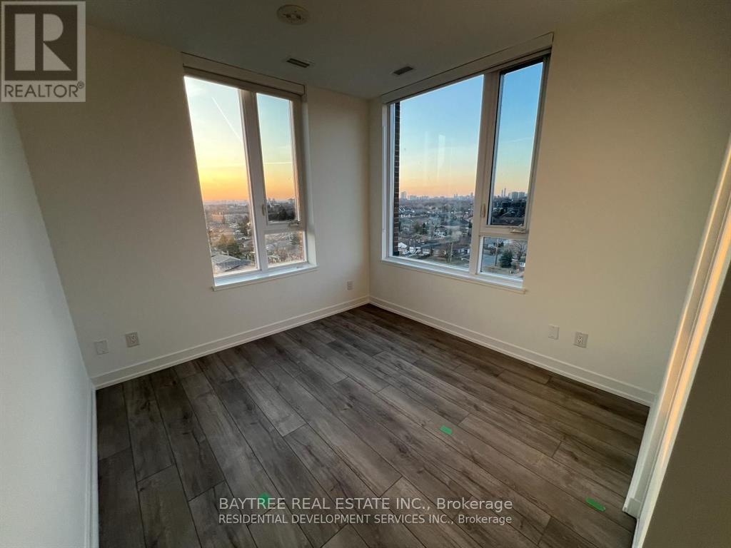 903 - 3100 Keele Street, Toronto, Ontario  M3M 0E1 - Photo 3 - W12637624