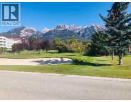 5052 RIVERVIEW Road Unit# 2007B, fairmont hot springs, British Columbia