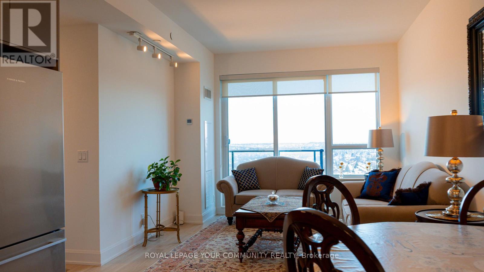 2012 - 12 Ghandi Lane, Markham, Ontario  L3T 0G8 - Photo 7 - N12598778