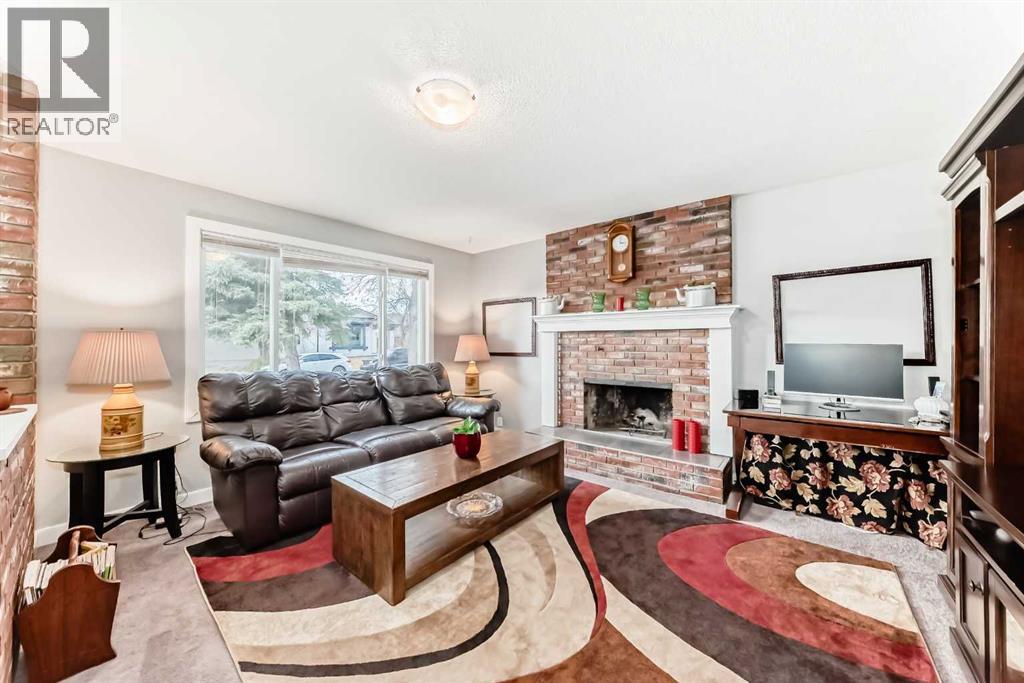 363 Templeside Circle Ne, Calgary, Alberta  T1Y 3M1 - Photo 3 - A2267080
