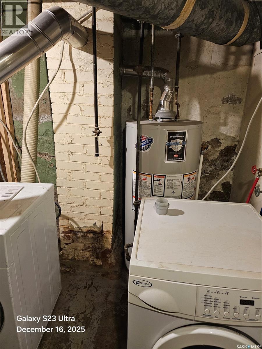 833 I Avenue N, Saskatoon, Saskatchewan  S7L 2H2 - Photo 6 - SK025710