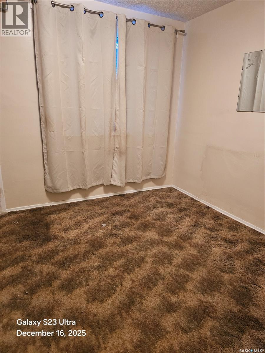 833 I Avenue N, Saskatoon, Saskatchewan  S7L 2H2 - Photo 8 - SK025710