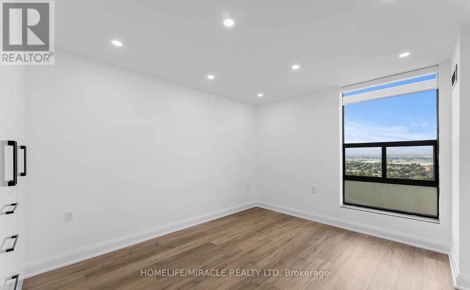 2605 - 18 Knightsbridge Road, Brampton, Ontario  L6T 3X5 - Photo 32 - W12637688