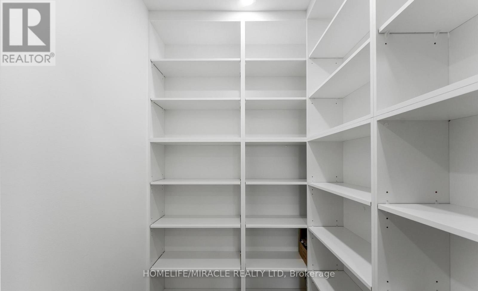 2605 - 18 Knightsbridge Road, Brampton, Ontario  L6T 3X5 - Photo 37 - W12637688