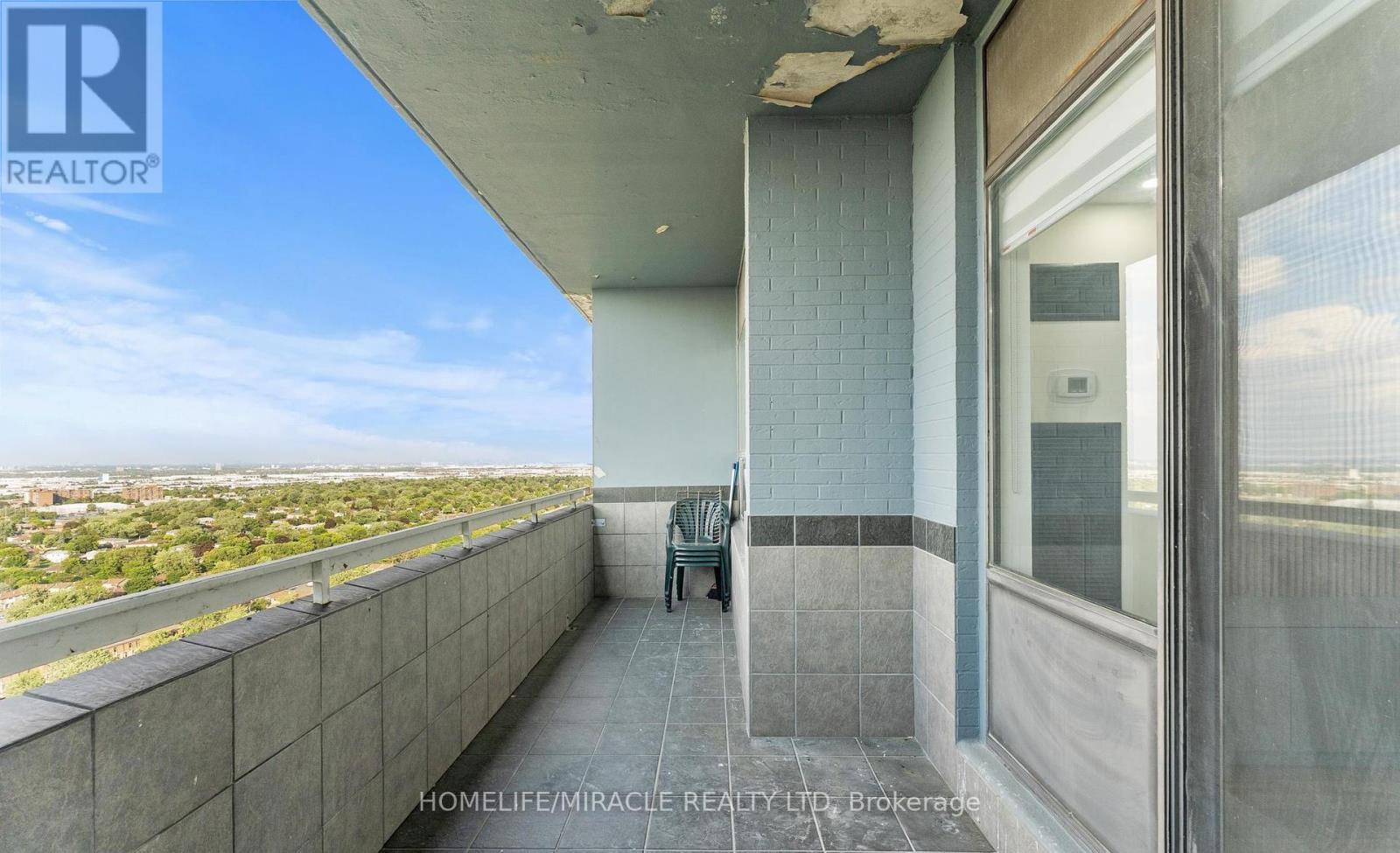 2605 - 18 Knightsbridge Road, Brampton, Ontario  L6T 3X5 - Photo 39 - W12637688