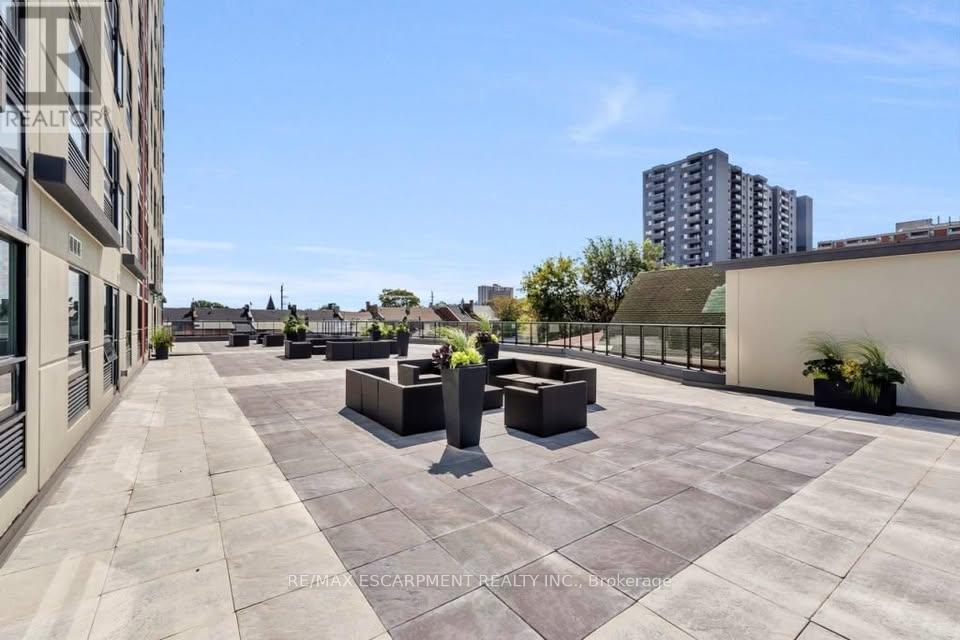 910 - 220 Cannon Street E, Hamilton (Beasley), Ontario  L8L 2B1 - Photo 6 - X12637674