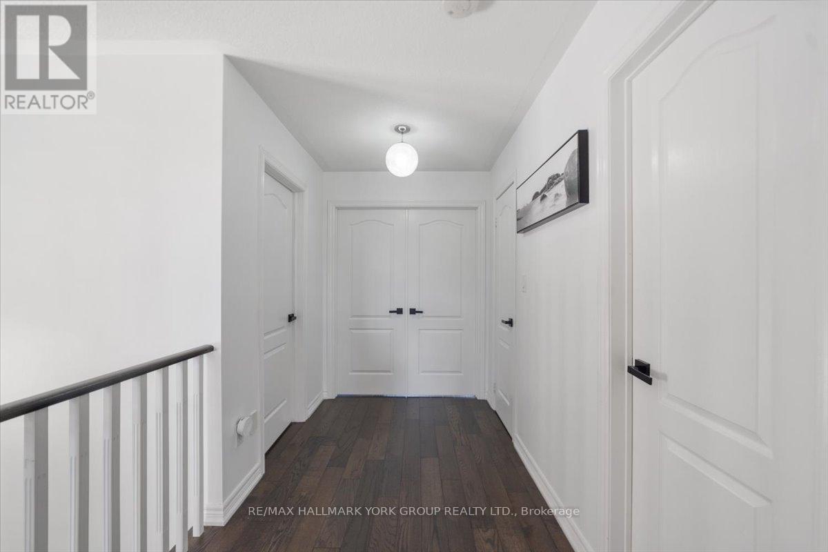 28 West Park Avenue, Bradford West Gwillimbury, Ontario L3Z 0A8 - Photo 19 - N12371375