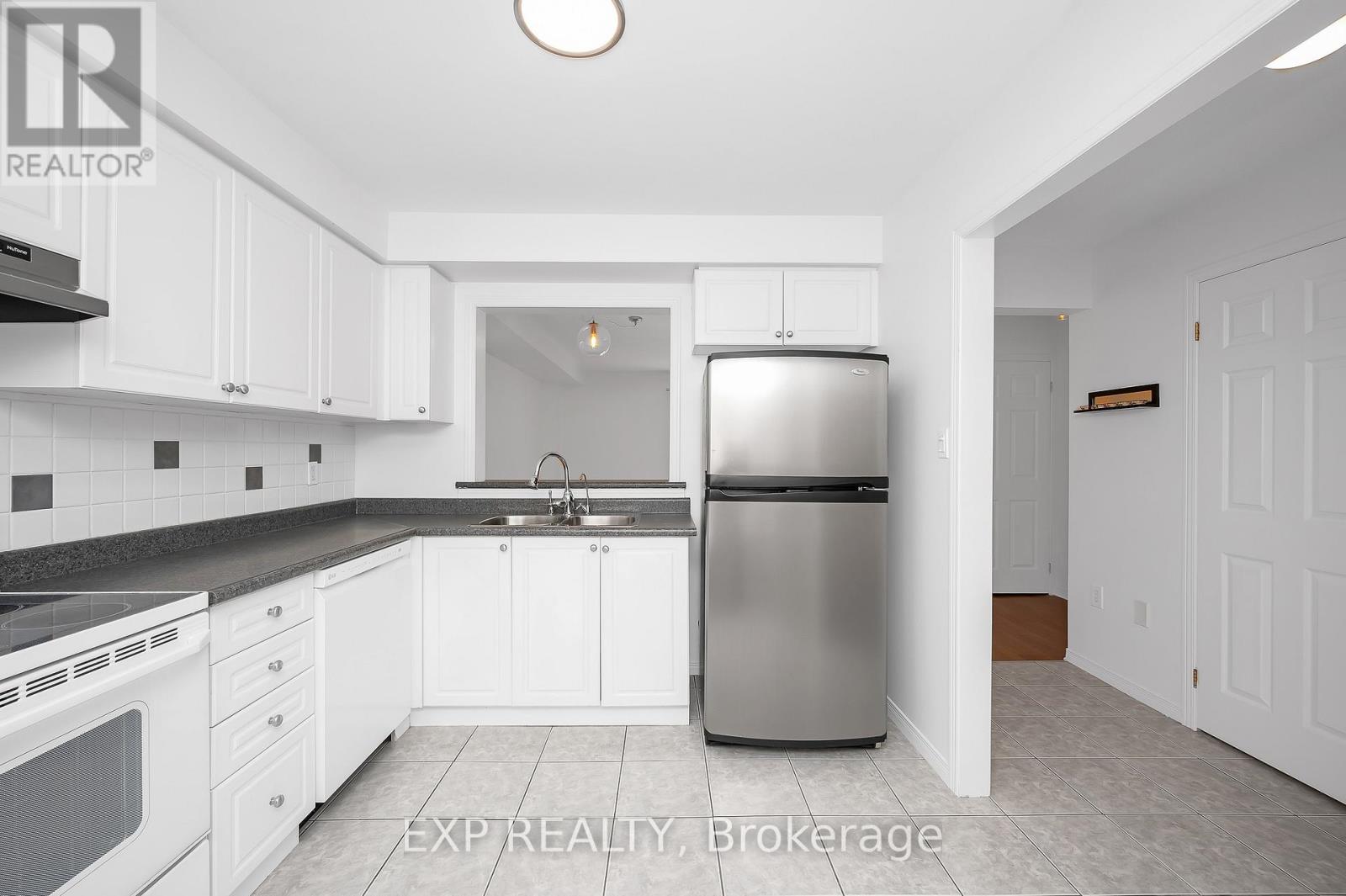 64 - 4200 Kilmer Drive, Burlington, Ontario  L7M 4Y3 - Photo 15 - W12481397