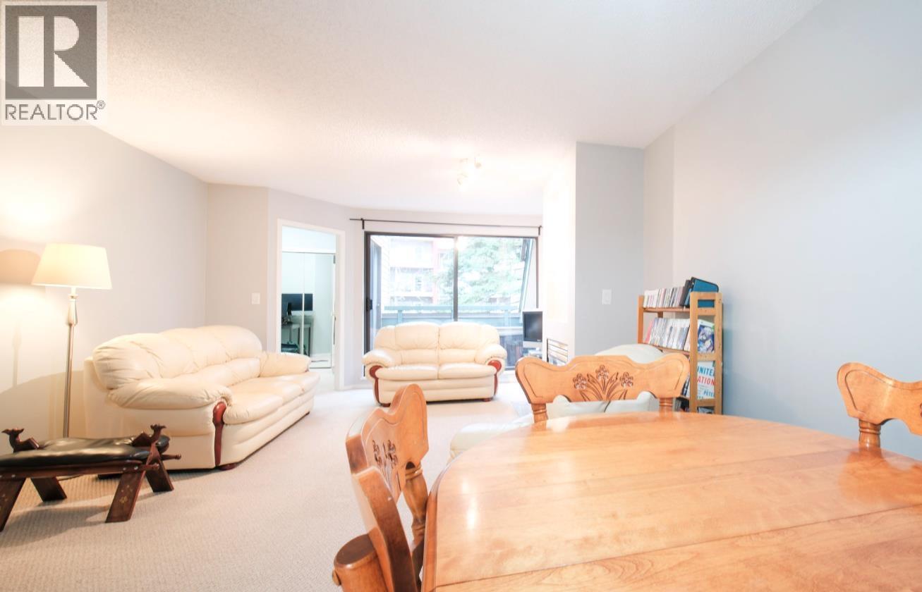411 2915 Glen Drive, Coquitlam, British Columbia  V3B 7H8 - Photo 1 - R3074231