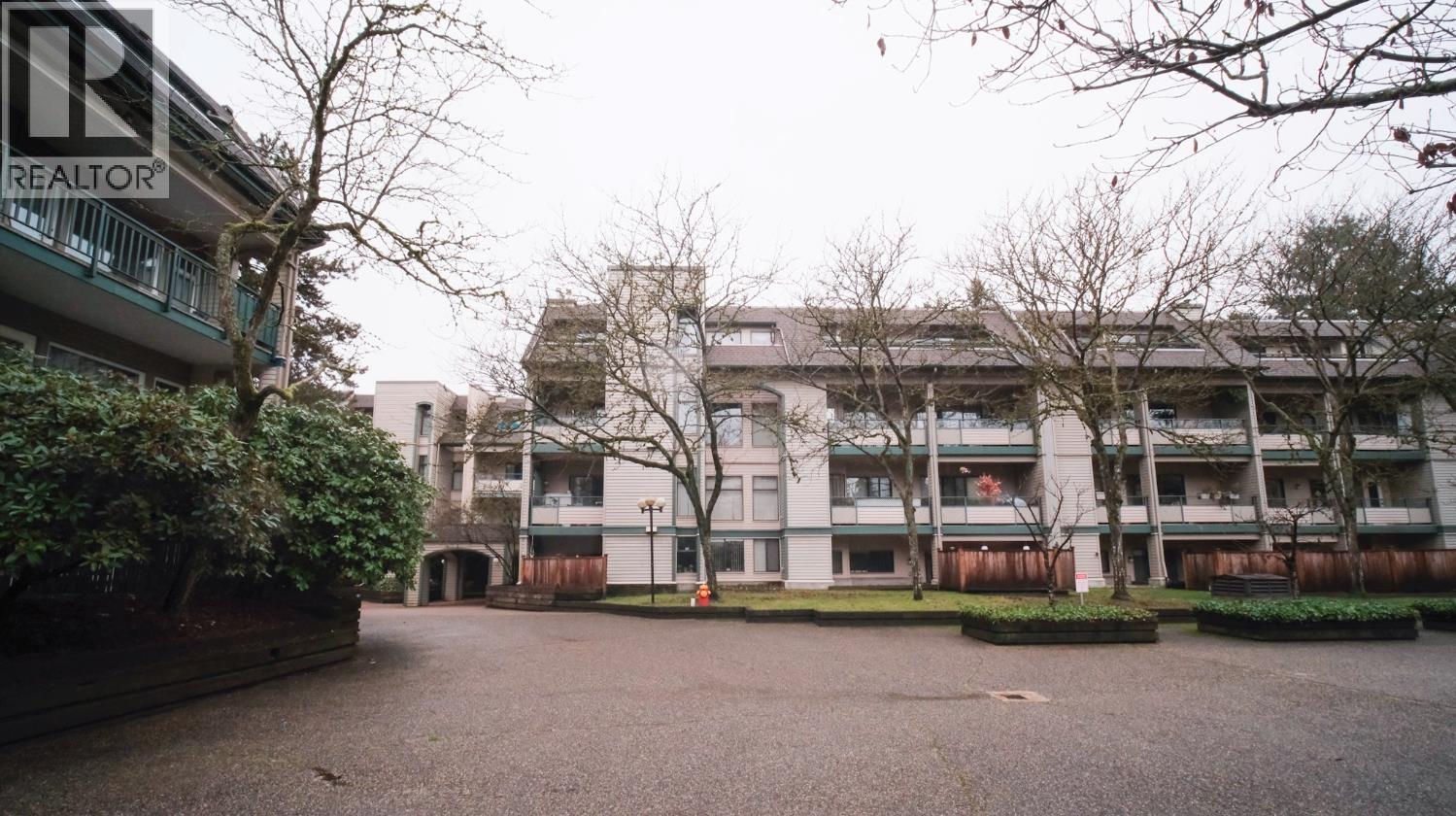 411 2915 Glen Drive, Coquitlam, British Columbia  V3B 7H8 - Photo 13 - R3074231