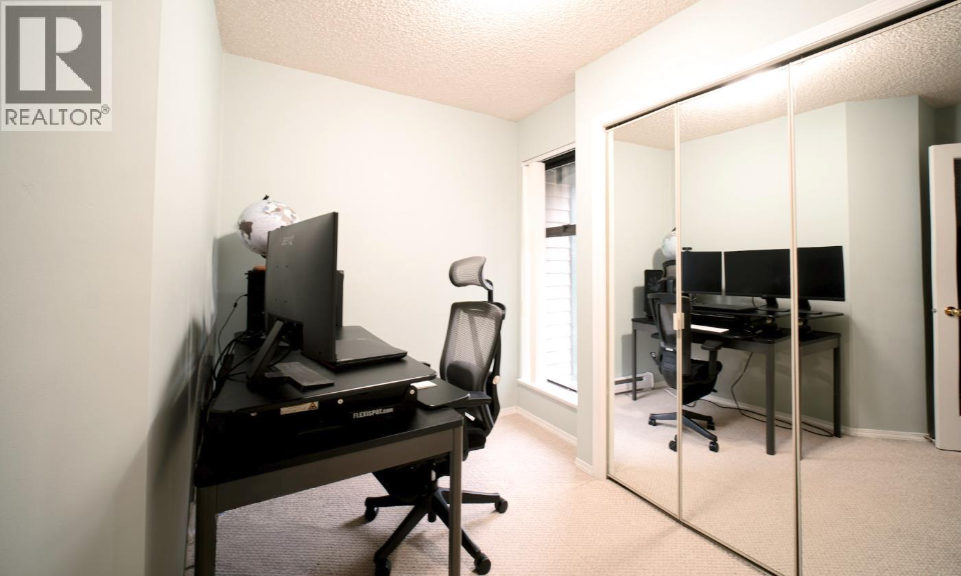 411 2915 Glen Drive, Coquitlam, British Columbia  V3B 7H8 - Photo 9 - R3074231